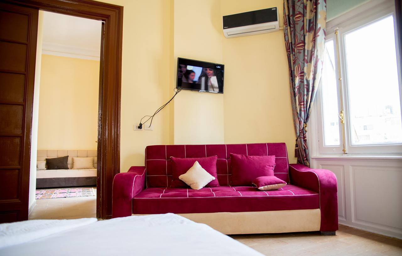 Grand Royal Hotel